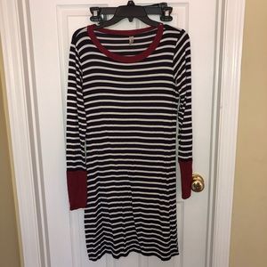 Long sleeve navy and cream knit dress